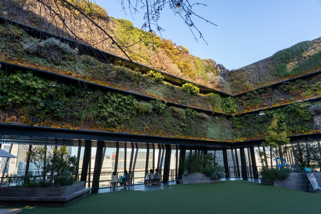 Tokyu Plaza Ginza rooftop garden